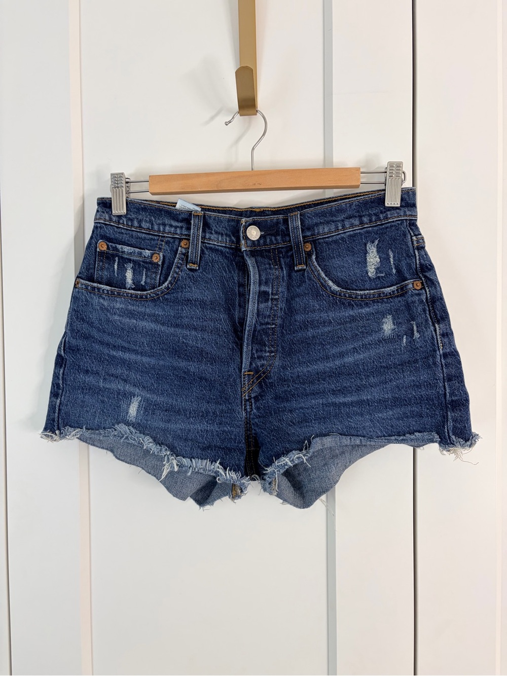 Levi’s 501 Women’s Dark Blue Distressed Denim Shorts | 27